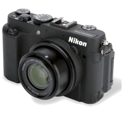 Nikon Coolpix P7700 camera