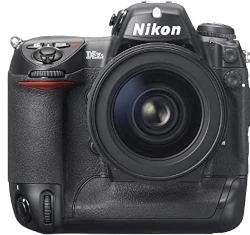 Nikon D2XS