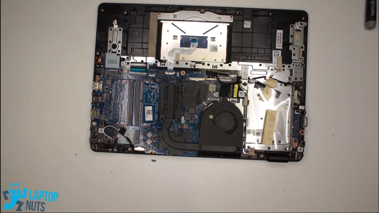 laptop-dell-latitude-3490-disassembly-take-apart-sell